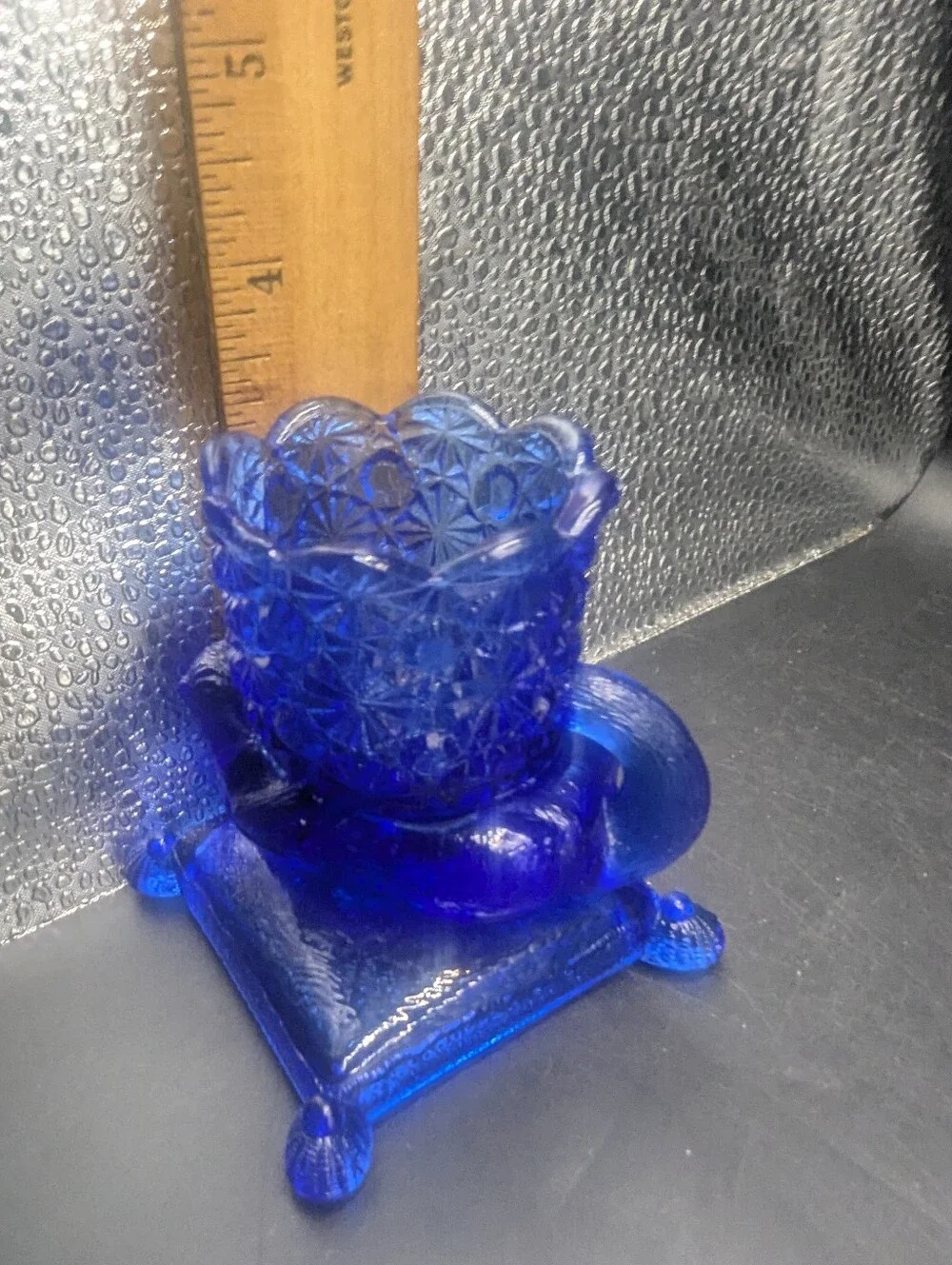 Vtg  Cobalt Blue Richards Hartley Daisy Button Toothpick Holder Otter On Pillow